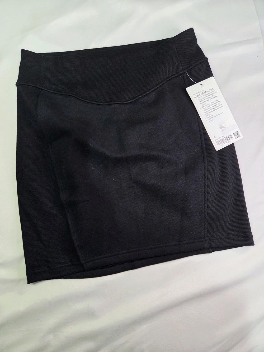 Lululemon Scuba HR Mini Skirt - Picture 3 of 6